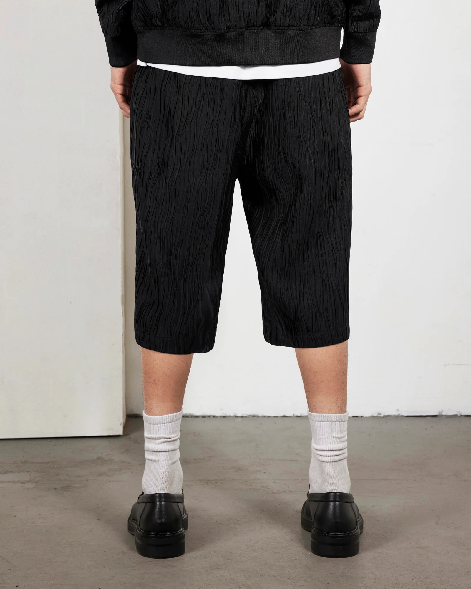 DISGUISE SHORTS - Image 6