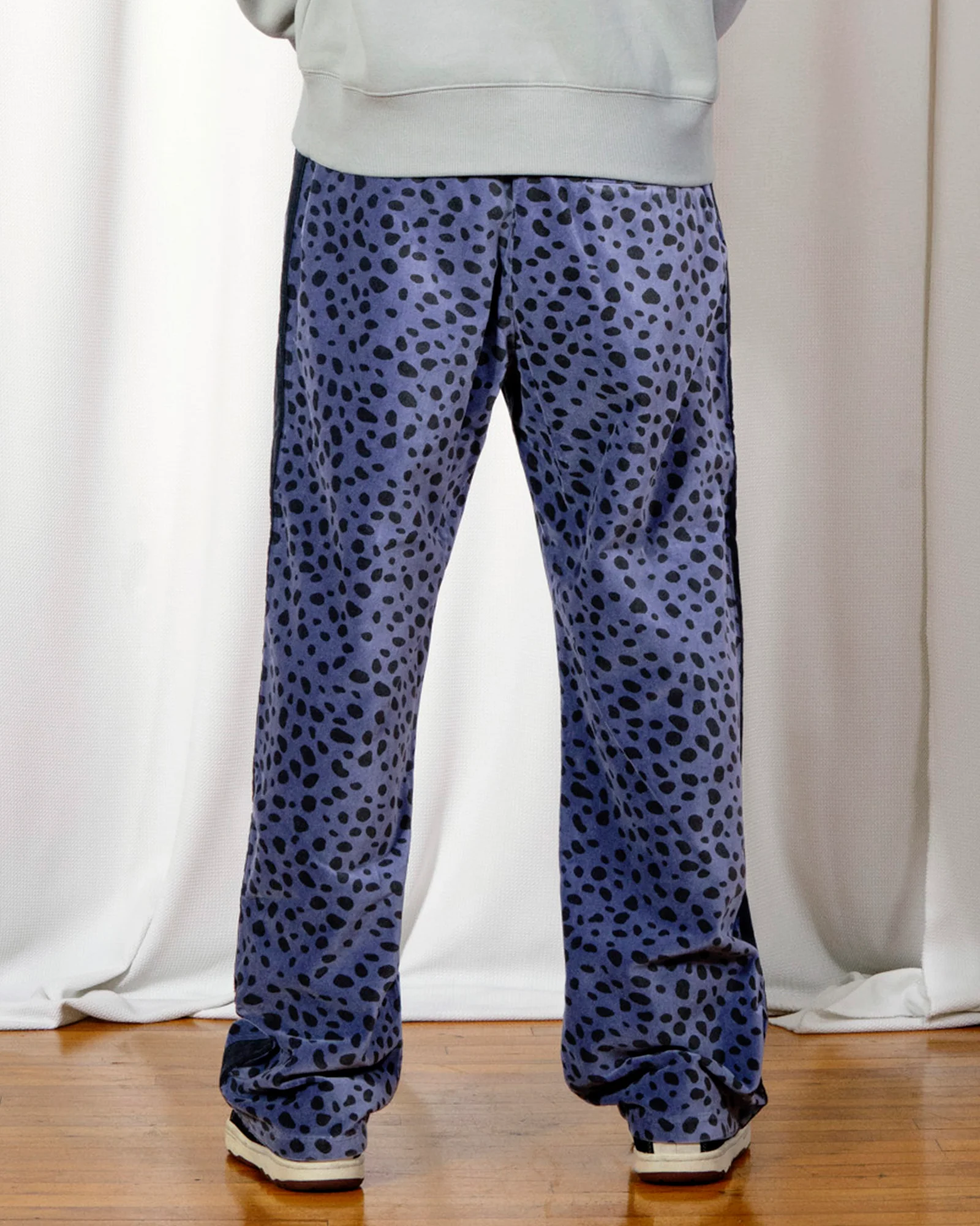 OZONE TRACK PANTS - Image 4