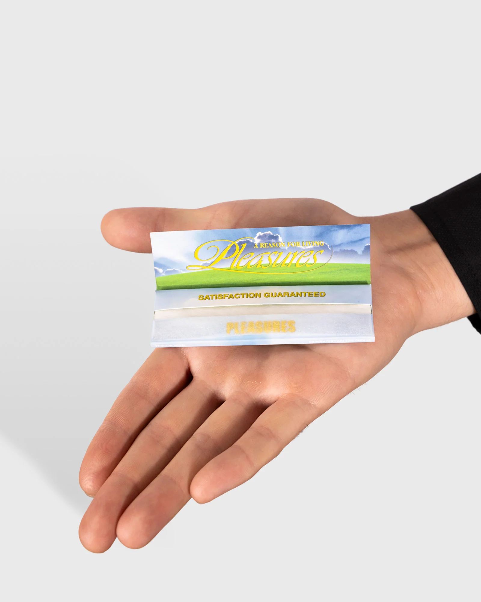 PLEASURES ROLLING PAPERS - Image 4