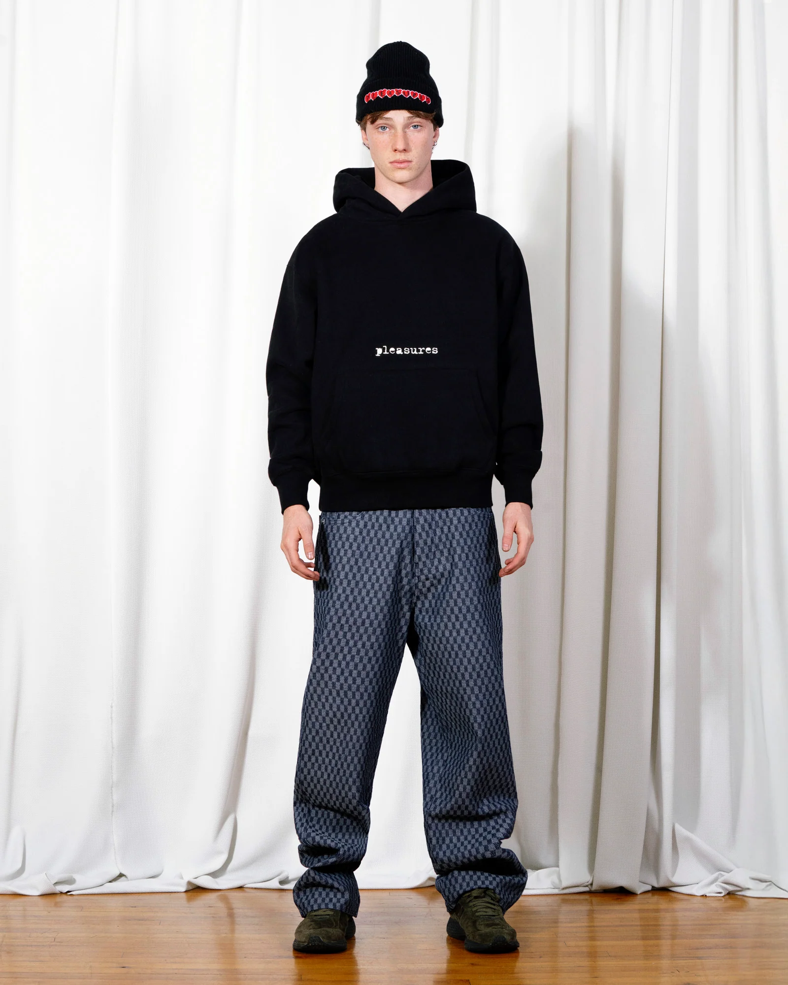 SLIP HOODIE - Image 3